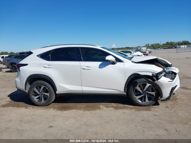 Lexus NX 300 2020 JTJGARBZ4L5006125 Image 14