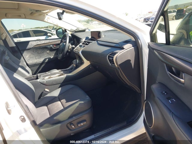 JTJGARBZ4L5006125 Lexus NX 300
