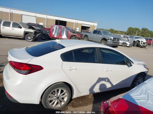 KIA FORTE LX 2017 3KPFL4A78HE149134 Image 14