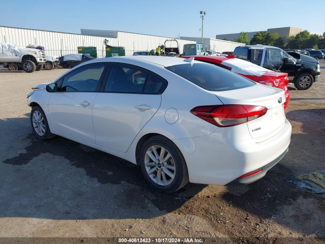 KIA FORTE LX 2017 3KPFL4A78HE149134 Image 3