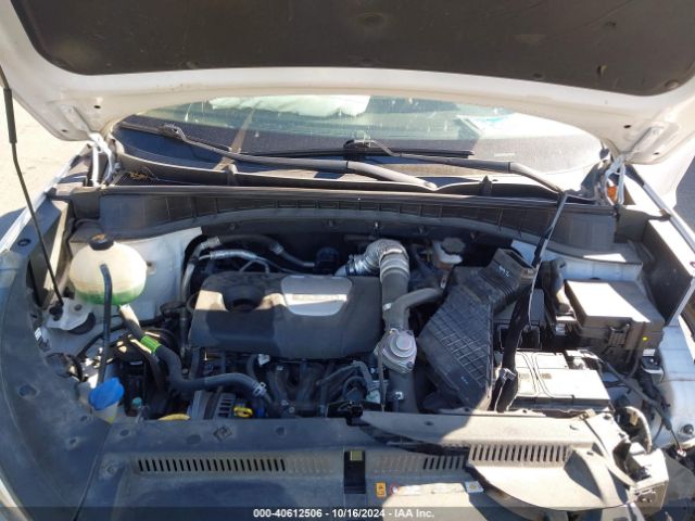 KM8J3CA25JU820349 Hyundai Tucson Value