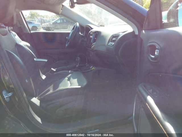 3C4NJDCBXKT854782 Jeep Compass Limited 4x4
