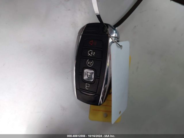 2LMPJ6LR8JBL20594 Lincoln Mkx Reserve