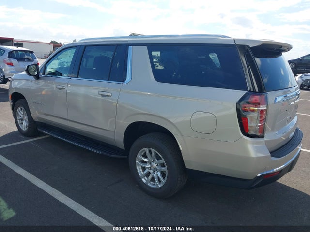Chevrolet Suburban 2wd Ls 2022 1GNSCBKD3NR286268 Image 3