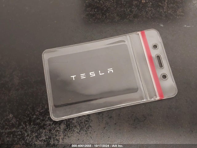 2024 TESLA MODEL Y 7SAYGDEE1RA252350 Photo 10