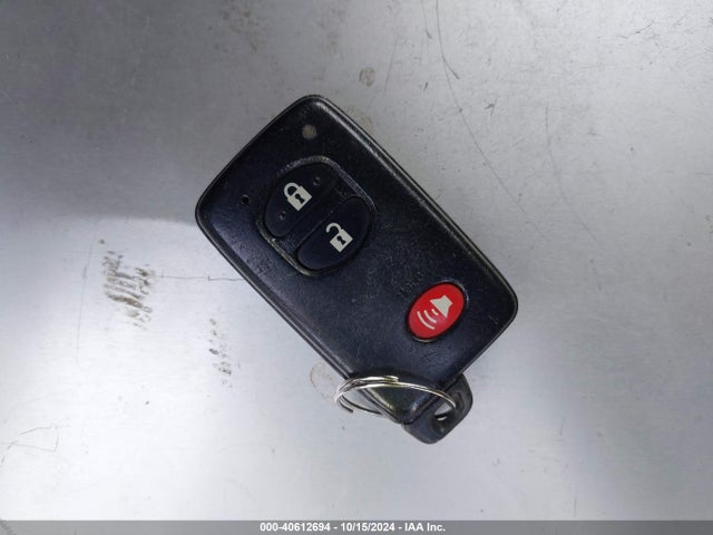 Toyota Prius Two 2015 JTDKN3DU4F1880499 Image 11
