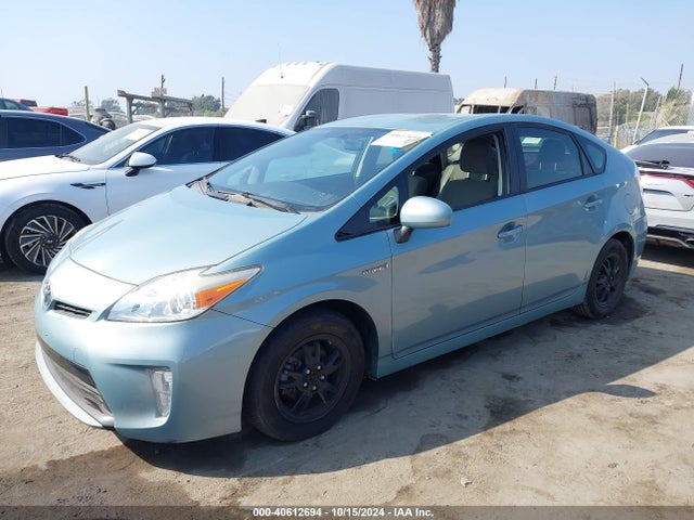 Toyota Prius Two 2015 JTDKN3DU4F1880499 Image 2