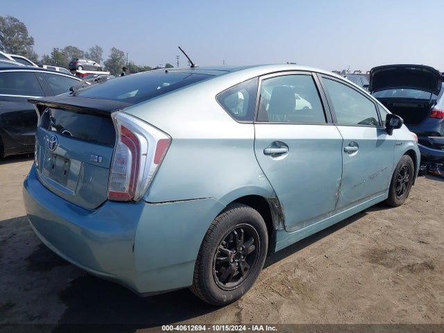 Toyota Prius Two 2015 JTDKN3DU4F1880499 Image 4