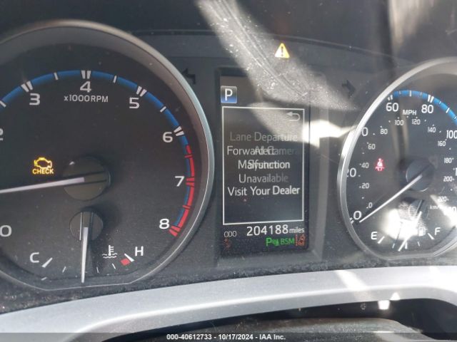 JTMWFREV8JD117062 Toyota Rav4 Adventure/xle