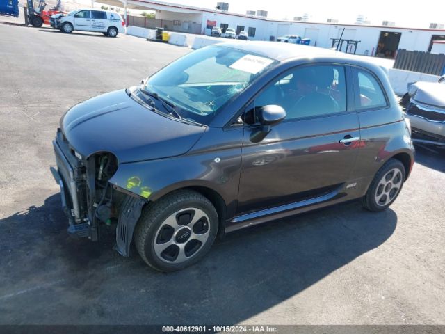 Fiat 500E BATTERY ELECTRIC 2016 3C3CFFGE0GT229361 Image 17