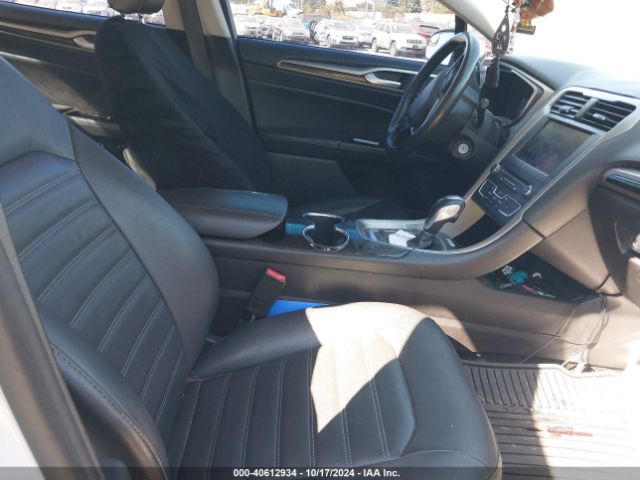 3FA6P0H93GR108850 Ford FUSION SE
