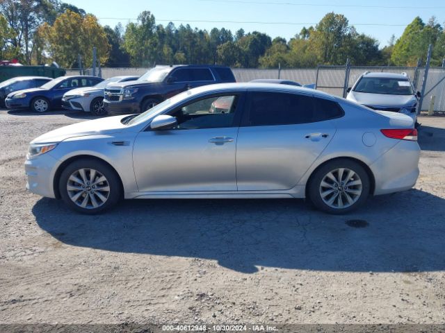 5XXGT4L32GG037594 KIA Optima Lx
