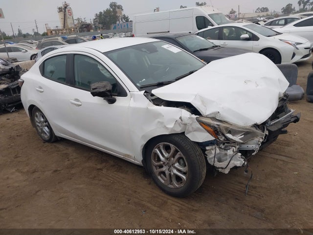 2016 3MYDLBZV1GY126694 main image