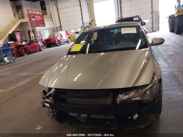 5NPLS4AG5MH040934 Hyundai ELANTRA SEL