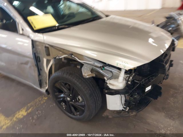 5NPLS4AG5MH040934 Hyundai ELANTRA SEL