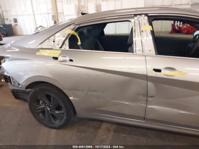 5NPLS4AG5MH040934 Hyundai ELANTRA SEL