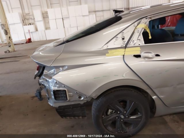5NPLS4AG5MH040934 Hyundai ELANTRA SEL