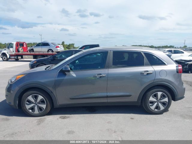 KNDCB3LC3H5054731 KIA NIRO LX