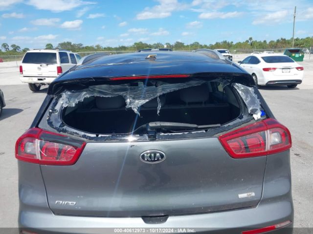 KNDCB3LC3H5054731 KIA NIRO LX