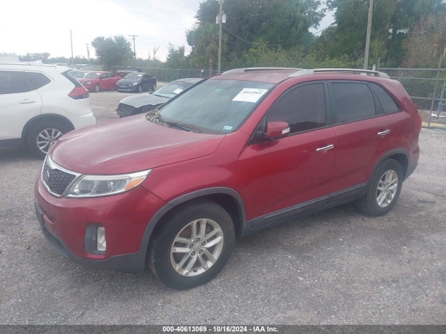 KIA SORENTO LX 2015 5XYKT4A6XFG646384 Image 2