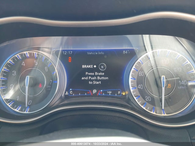 Chrysler 300 Anniversary Edition 2016 2C3CCAAG0GH152036 Image 7