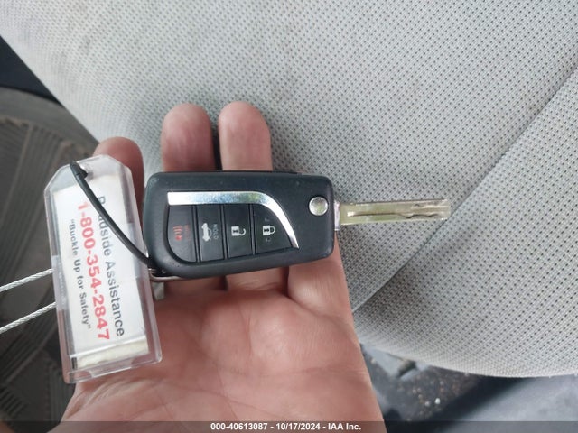 Toyota COROLLA LE 2022 5YFEPMAE1NP329712 Image 11