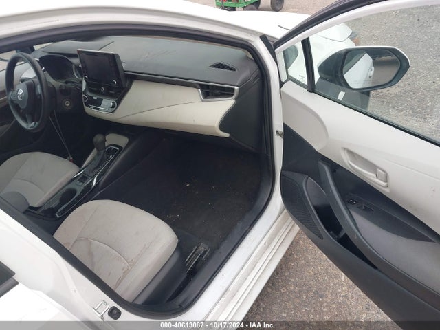 Toyota COROLLA LE 2022 5YFEPMAE1NP329712 Image 5