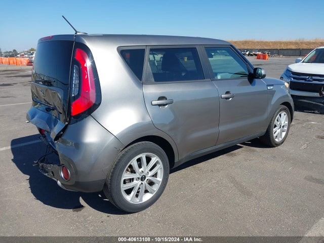 KIA SOUL + 2019 KNDJP3A52K7654326 Image 4