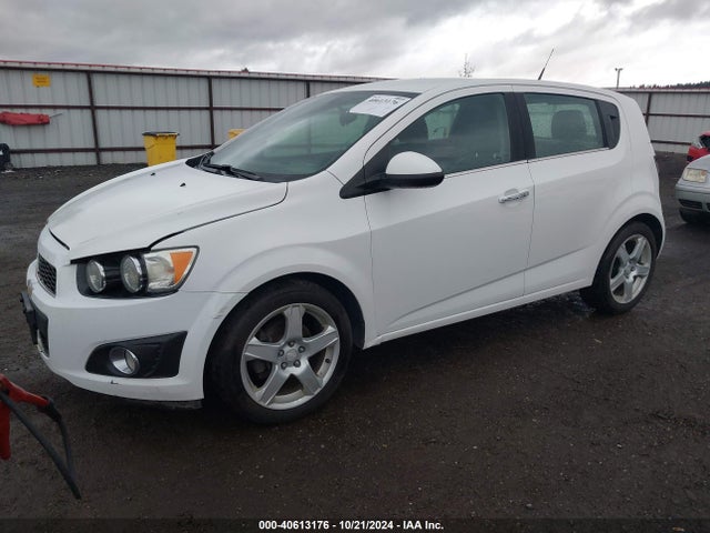 Chevrolet Sonic Ltz Auto 2014 1G1JE6SB6E4201966 Image 2
