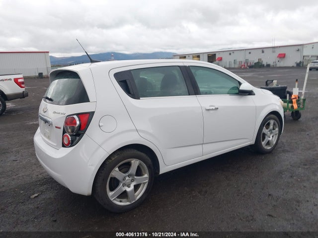 Chevrolet Sonic Ltz Auto 2014 1G1JE6SB6E4201966 Image 4