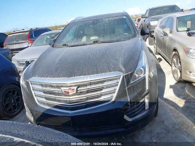 1GYKNCRS1JZ191046 Cadillac XT5 LUXURY