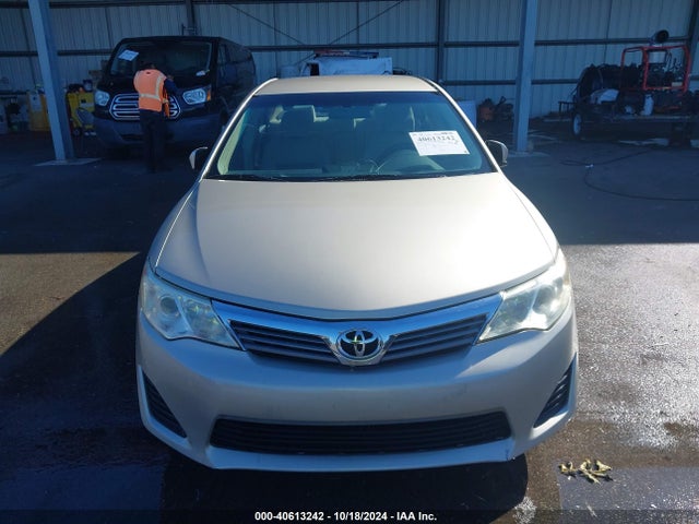 4T1BF1FK8EU782825 Toyota CAMRY L