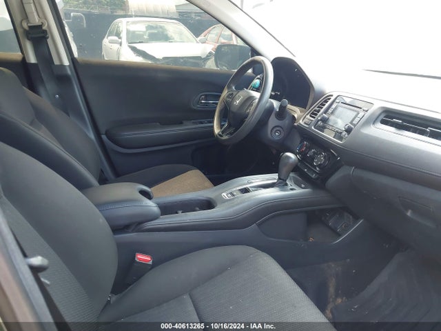 Honda HR-V LX 2018 3CZRU5H33JM710283 Image 5