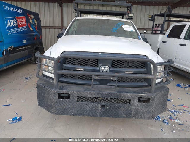 40613323 :رقم المزاد ، 3C6TR4HTXHG763246 vin ، 2017 Ram 2500 Tradesman  4x2 8' Box مزاد بيع