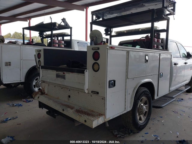 40613323 :رقم المزاد ، 3C6TR4HTXHG763246 vin ، 2017 Ram 2500 Tradesman  4x2 8' Box مزاد بيع