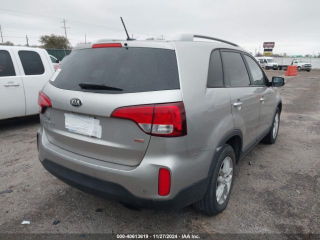 5XYKT3A65EG474144 KIA SORENTO LX