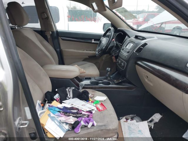5XYKT3A65EG474144 KIA SORENTO LX