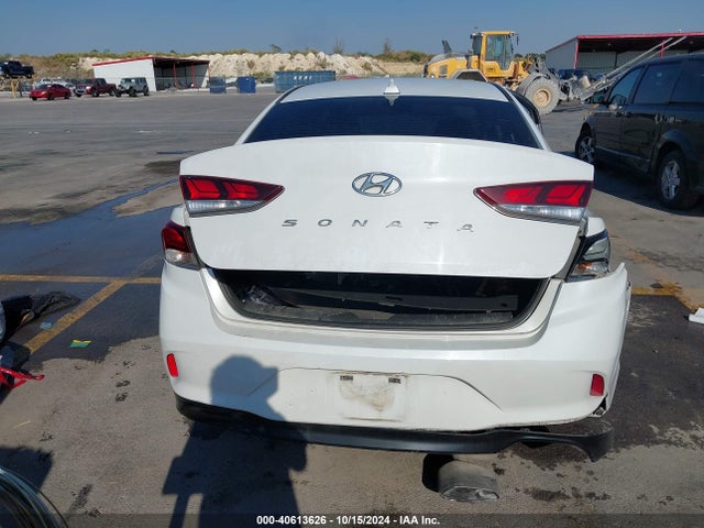 Hyundai SONATA SEL 2018 5NPE34AFXJH652779 Image 16