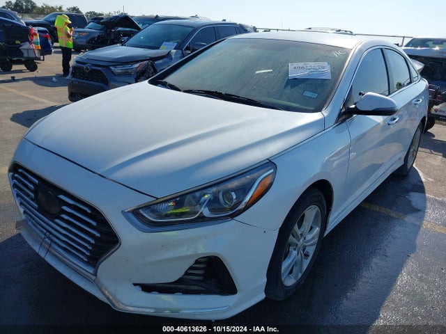 Hyundai SONATA SEL 2018 5NPE34AFXJH652779 Image 2