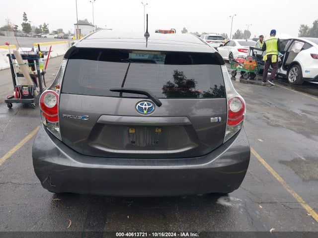 JTDKDTB37E1567930 Toyota Prius C Two
