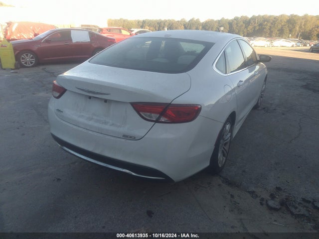 Chrysler 200 Limited 2015 1C3CCCAB1FN569171 Image 4