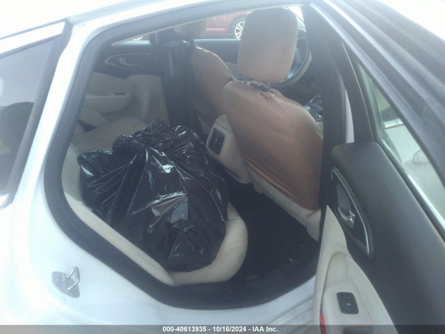 Chrysler 200 Limited 2015 1C3CCCAB1FN569171 Image 8