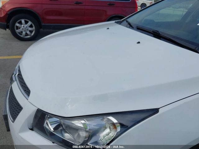 1G1PB5SH2E7278091 Chevrolet Cruze Ls Manual