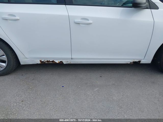 1G1PB5SH2E7278091 Chevrolet Cruze Ls Manual