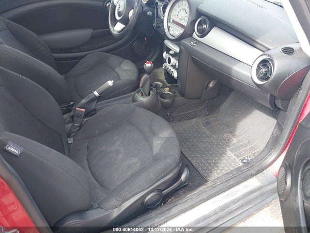 2009 MINI COOPER WMWMF33539TU73005 Photo 4