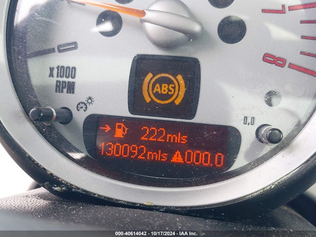 2009 MINI COOPER WMWMF33539TU73005 Photo 6