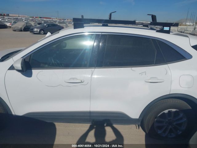 1FMCU0G62LUB44847 Ford ESCAPE SE