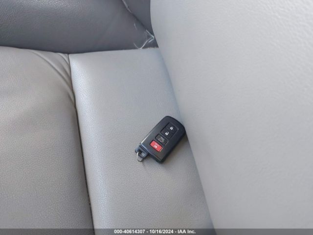 JTMDFREV9FJ025491 Toyota Rav4 Limited
