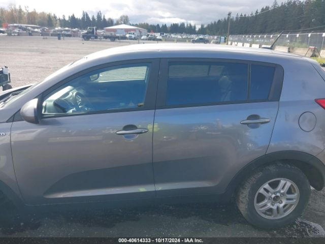 KNDPBCAC6G7819860 KIA Sportage Lx