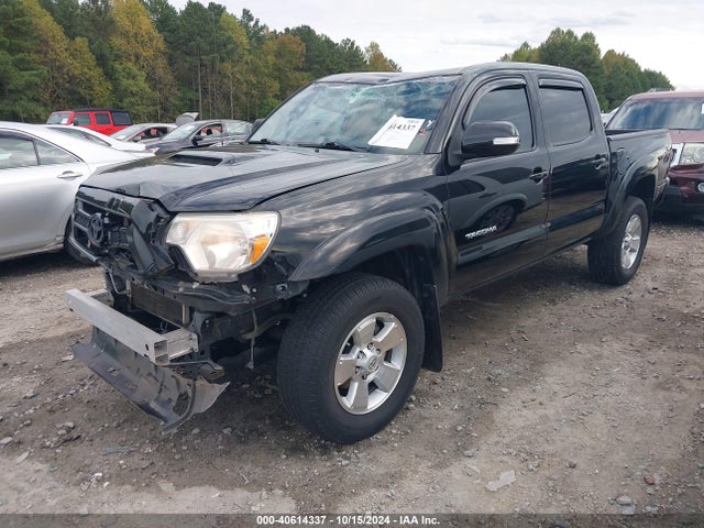 Toyota Tacoma Double Cab Prerunner 2015 5TFJU4GN8FX072114 Image 2